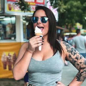 Meet your Posher, Sarah